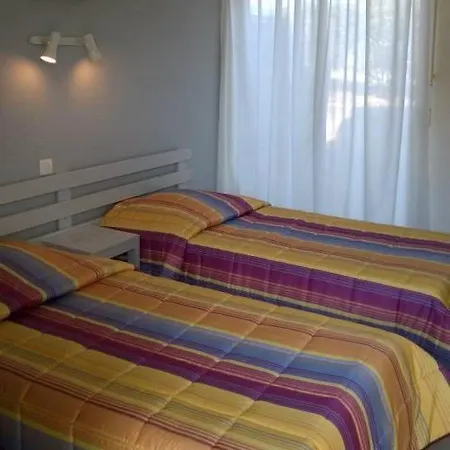 Parque de Campismo Torre Del Far *